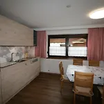 Spoerr By Interhome شقة