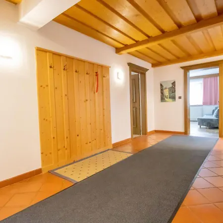 Spoerr By Interhome *